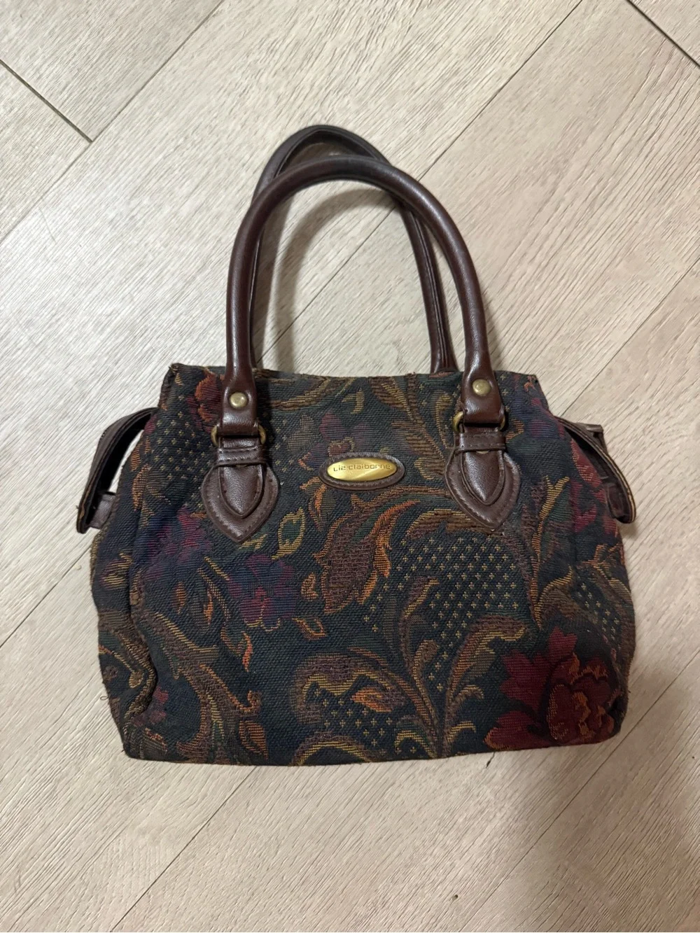 Liz claiborne purse
